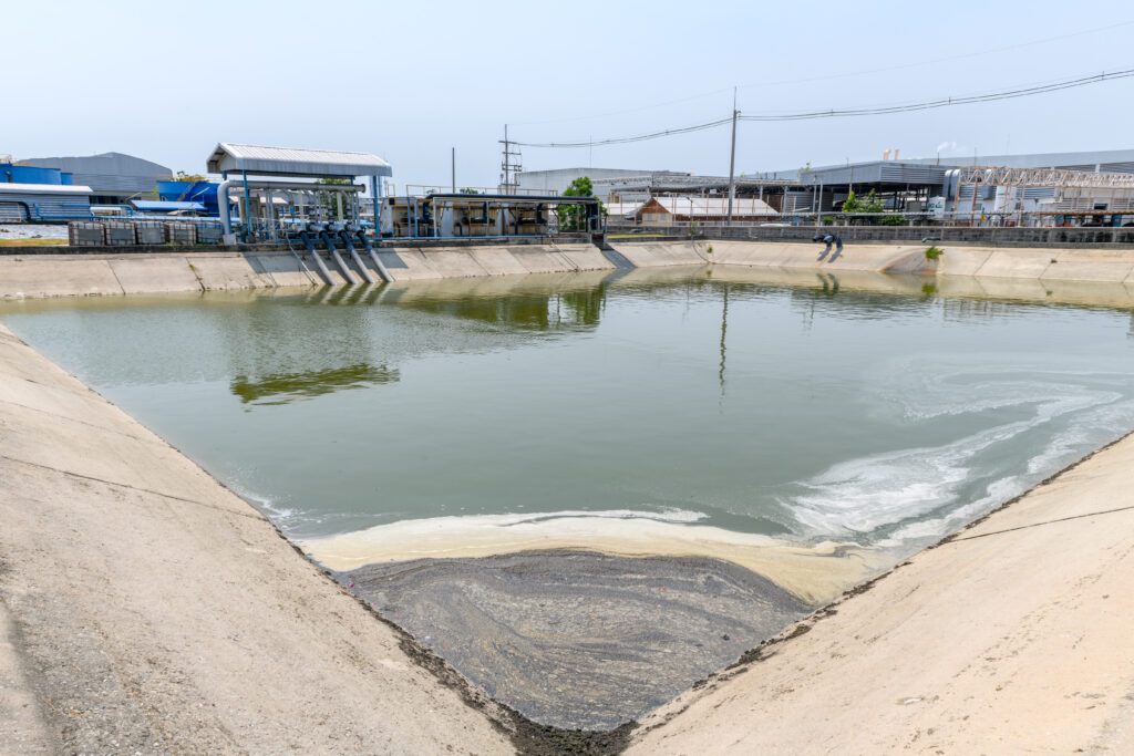 industrial waste water lagoon hydroxyl II h2o2 water
